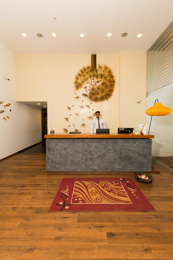 The Fern Residency, Miramar Hotel Panaji Buitenkant foto