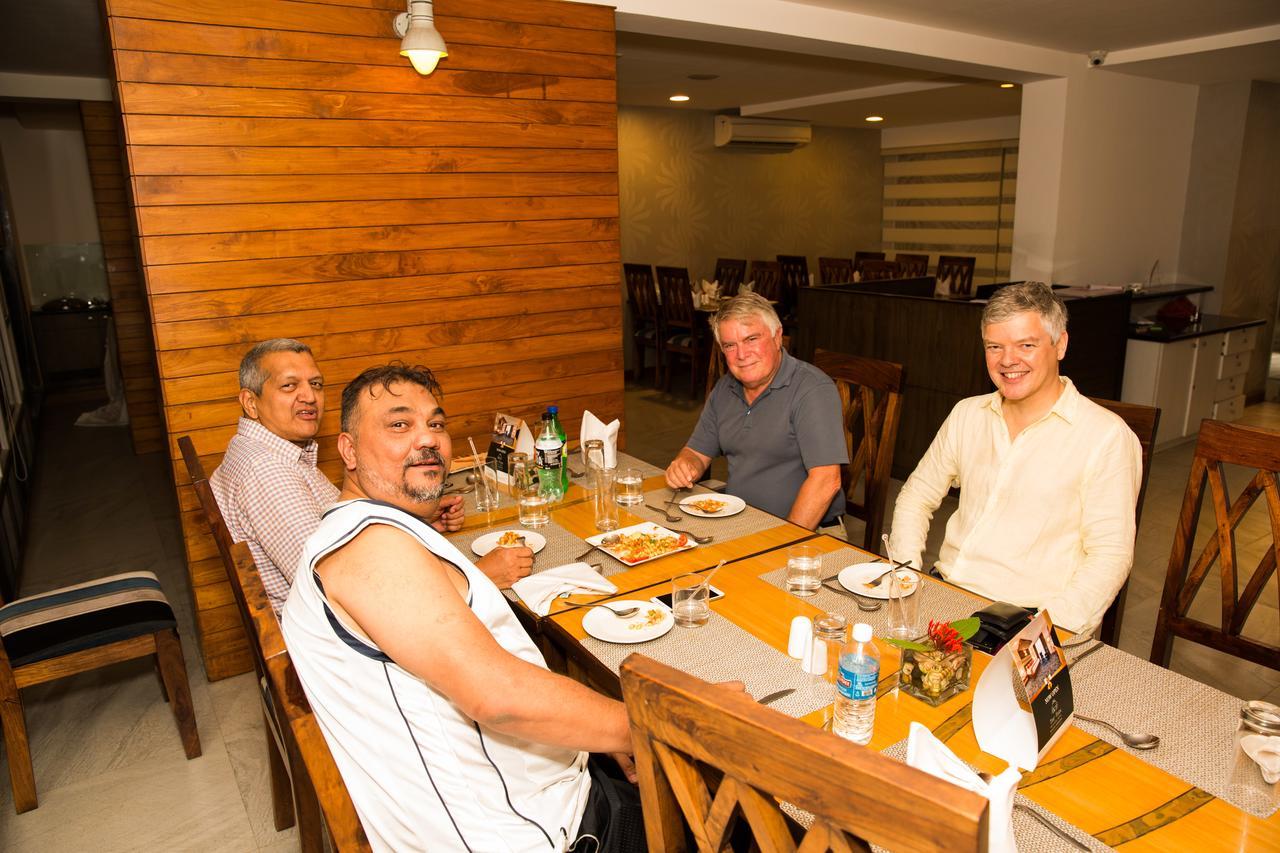 The Fern Residency, Miramar Hotel Panaji Buitenkant foto